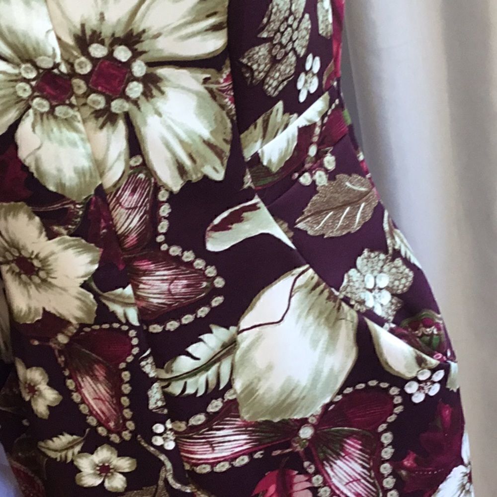 Beautiful fall dress with front zipper, skirt pockets in size 8 by ENFOCUS - Picture 4 of 13